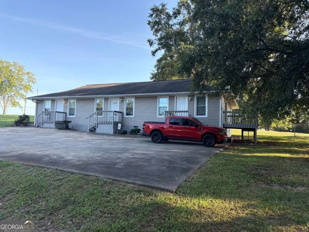 3749 Old Plainview R Oakwood, GA 30566