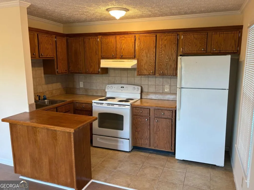 3749 Old Plainview R Oakwood, GA 30566