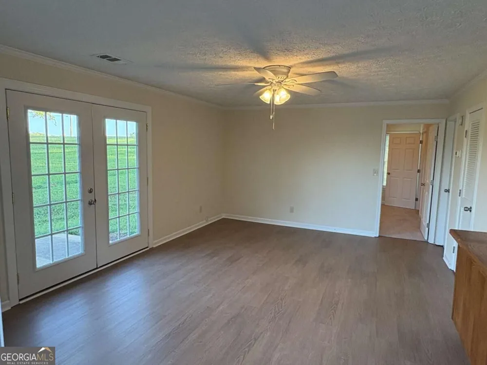 3749 Old Plainview R Oakwood, GA 30566