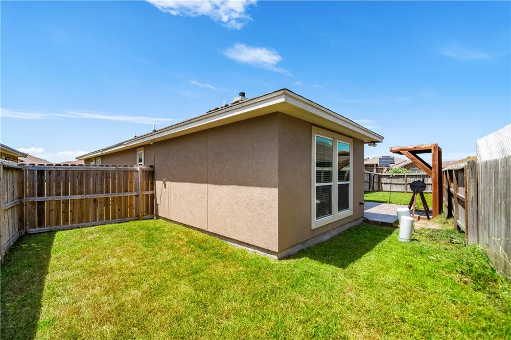 3930 Amadas Drive Corpus Christi, TX 78414