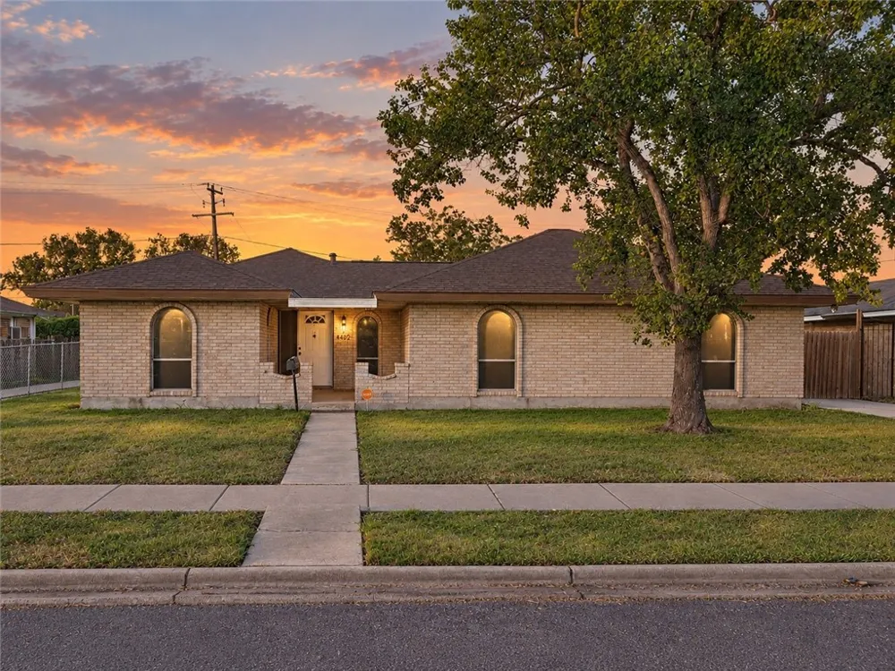 4702 Coventry Corpus Christi, TX 78411