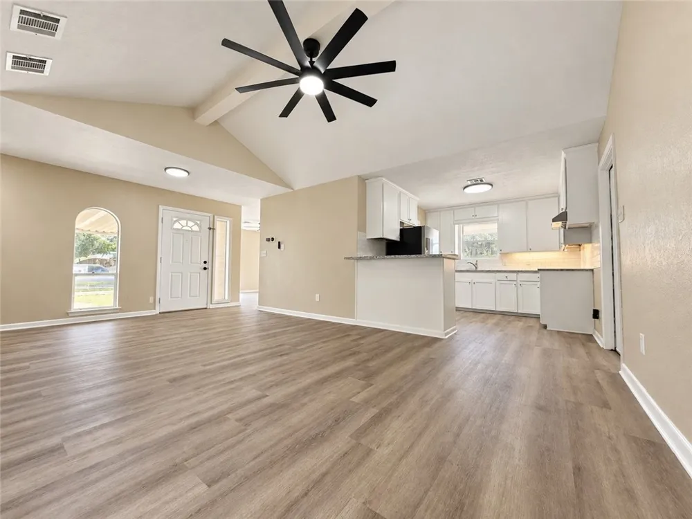 4702 Coventry Corpus Christi, TX 78411