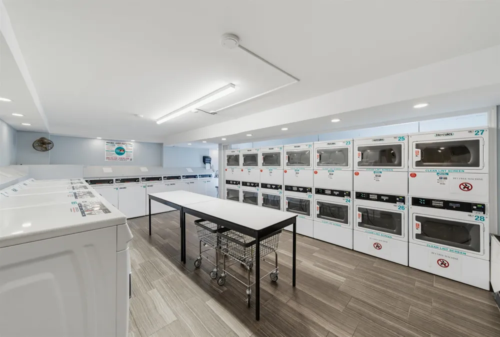 1203 RIVER RD Edgewater, NJ 07020