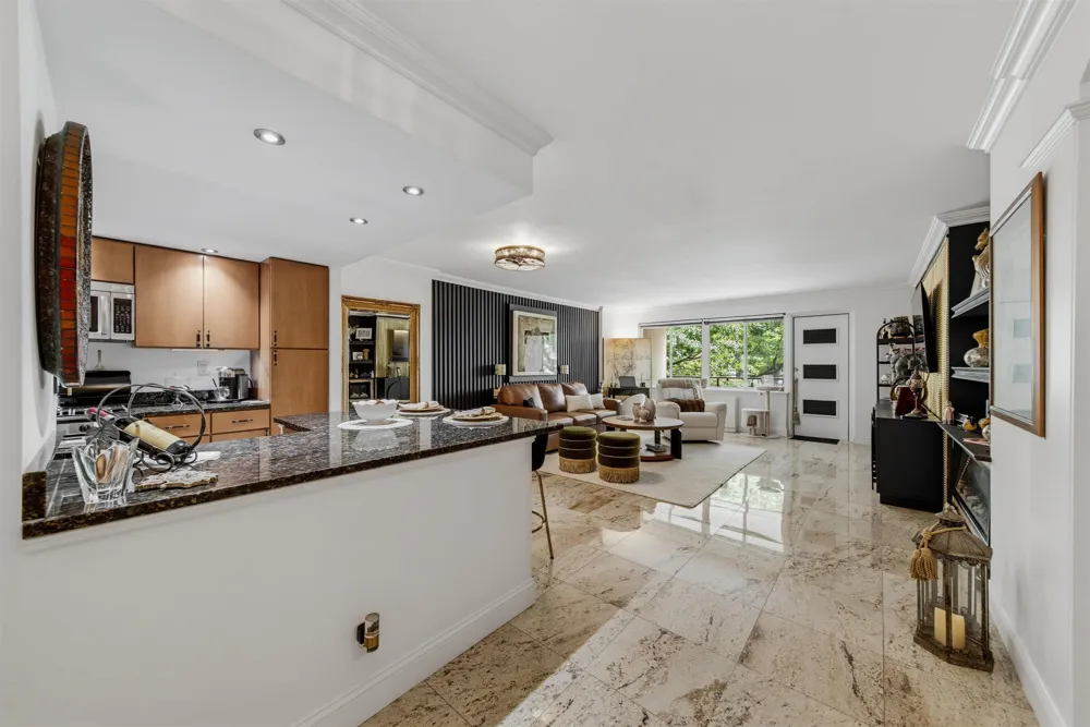 1203 RIVER RD Edgewater, NJ 07020