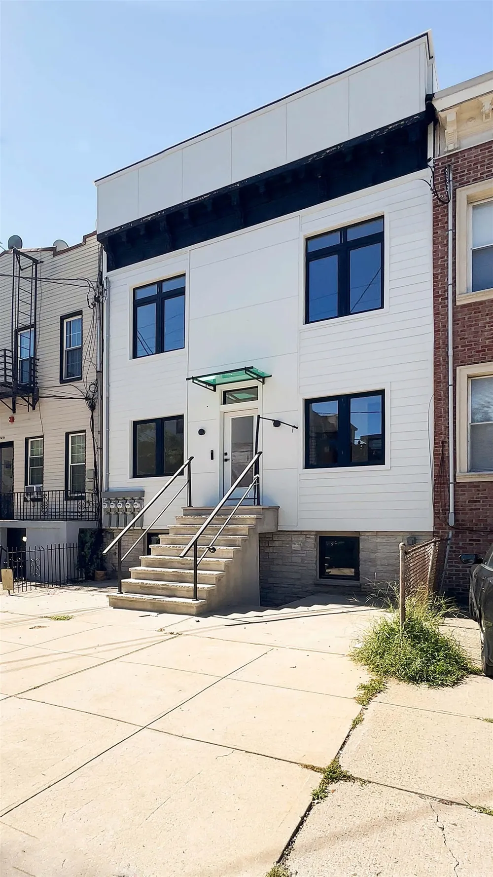 291 NEW YORK AVE Jersey City, NJ 07307