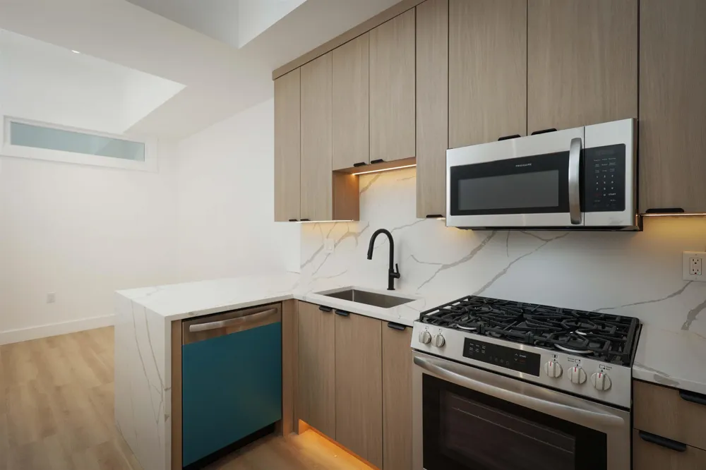 291 NEW YORK AVE Jersey City, NJ 07307