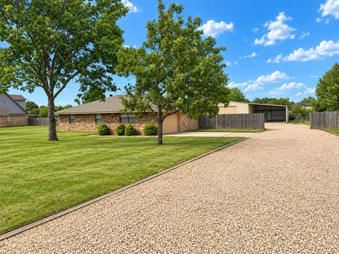 141 S Meadowbrook Drive