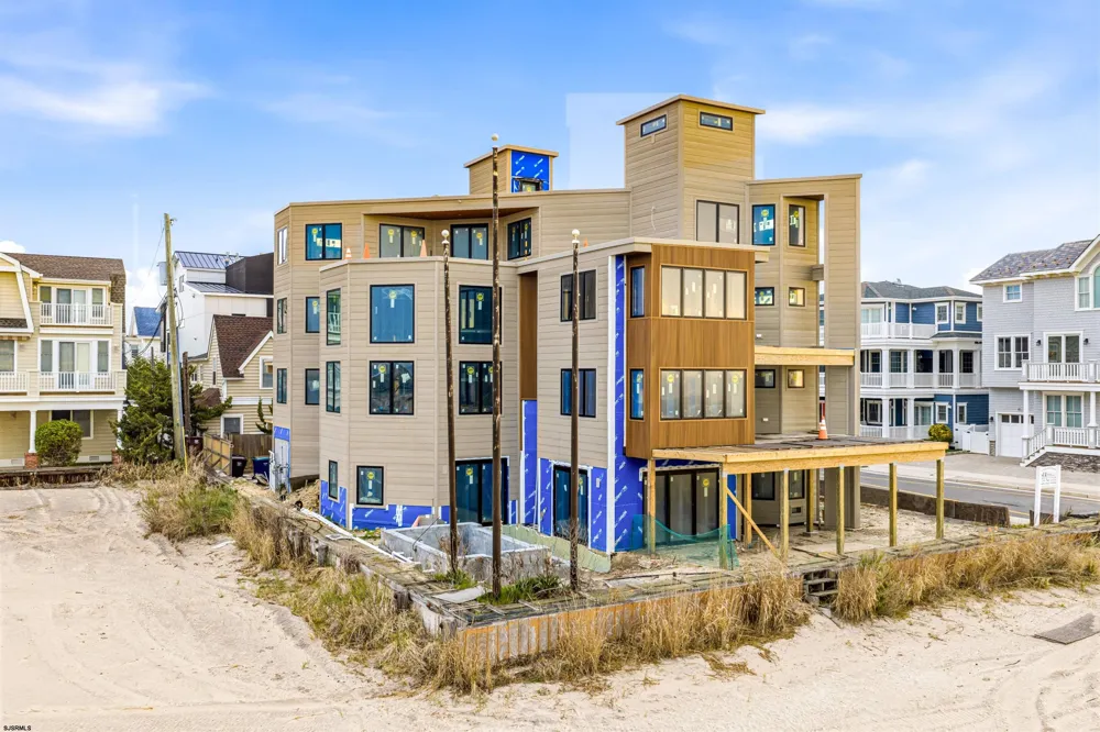 110 S Philadelphia Ave Ventnor, NJ 08406