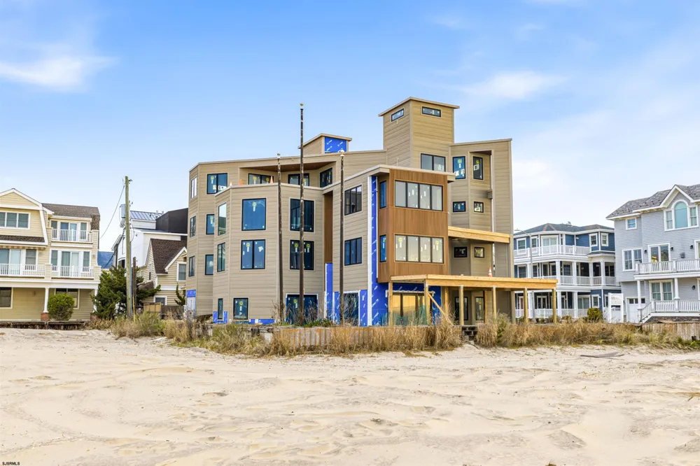 110 S Philadelphia Ave Ventnor, NJ 08406