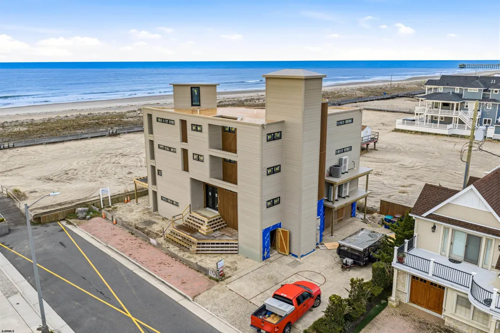 110 S Philadelphia Ave Ventnor, NJ 08406