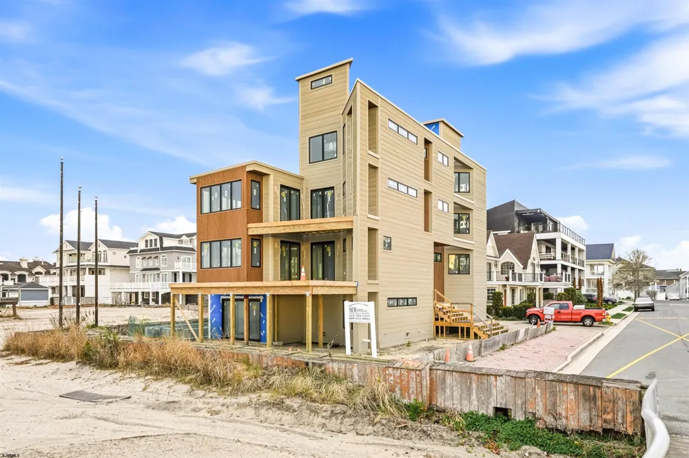 110 S Philadelphia Ave Ventnor, NJ 08406