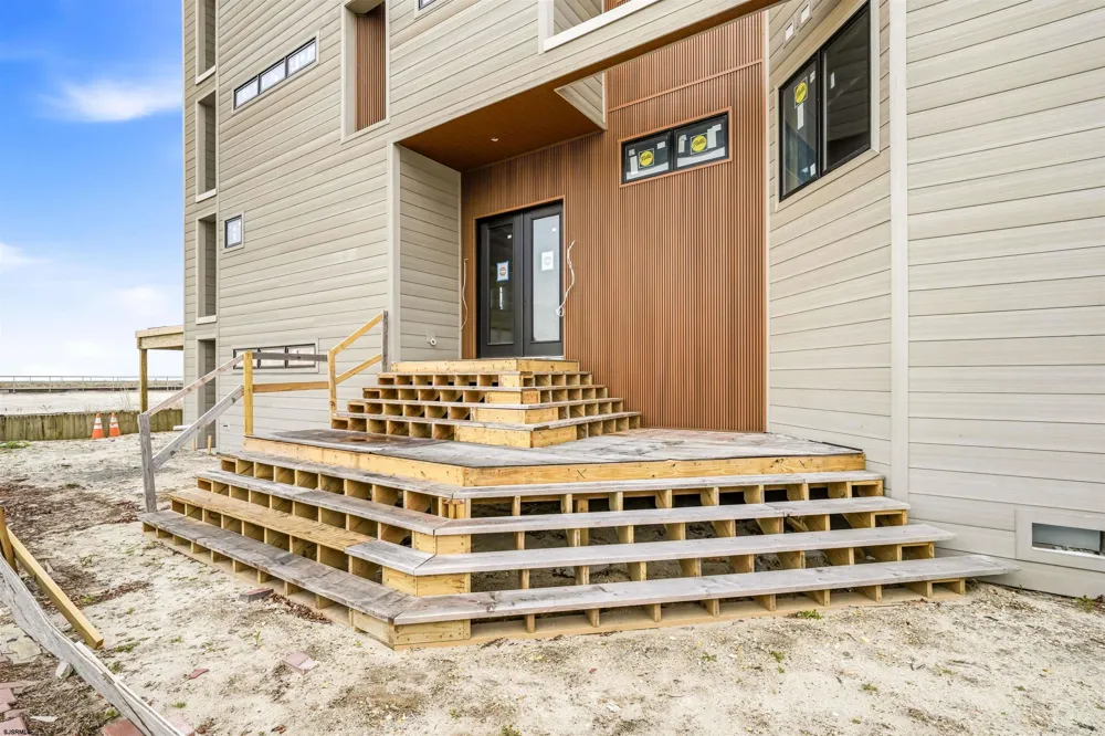 110 S Philadelphia Ave Ventnor, NJ 08406