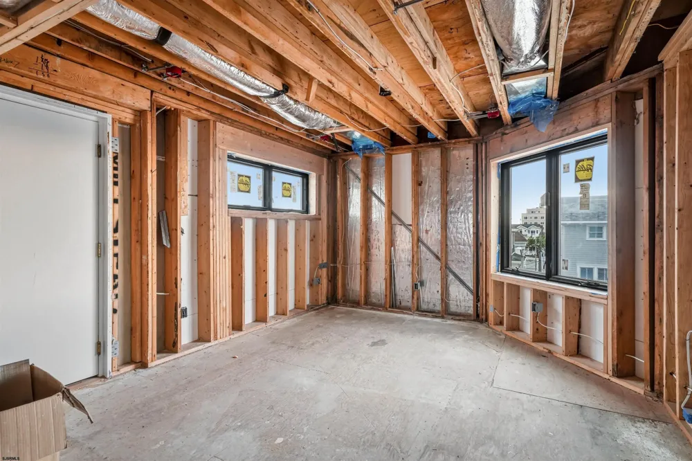 110 S Philadelphia Ave Ventnor, NJ 08406