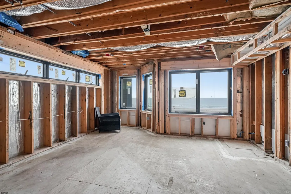 110 S Philadelphia Ave Ventnor, NJ 08406