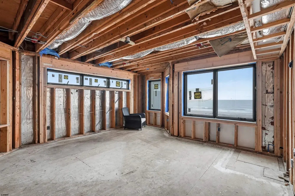 110 S Philadelphia Ave Ventnor, NJ 08406