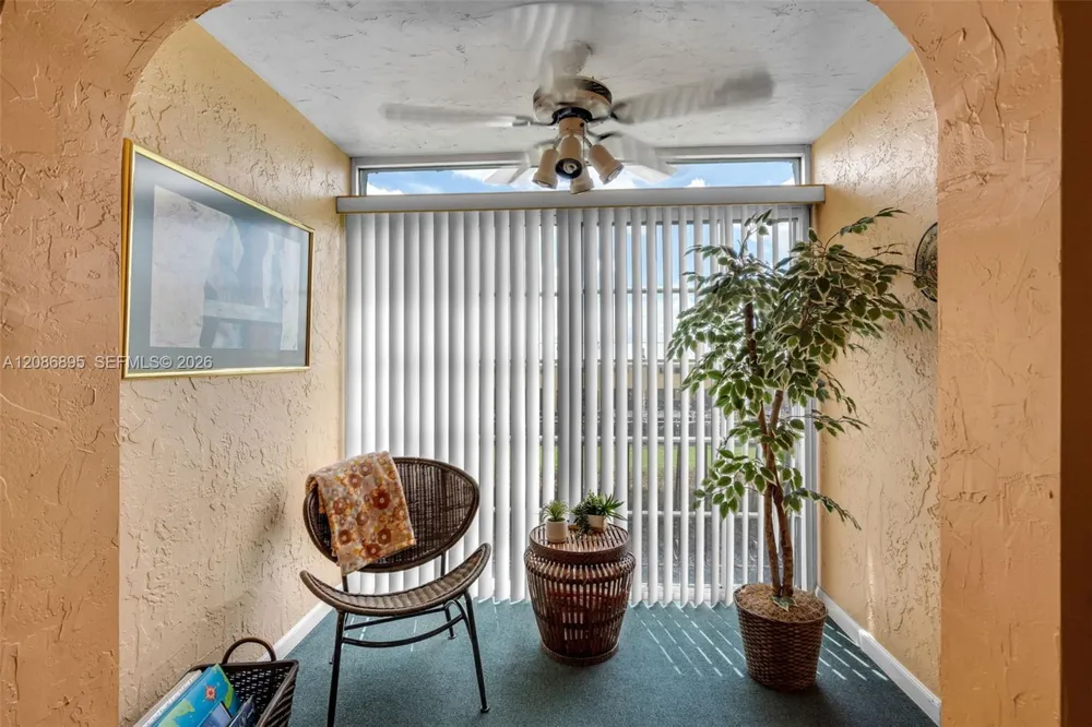 1300 W 53rd St #20 Hialeah, FL 33012
