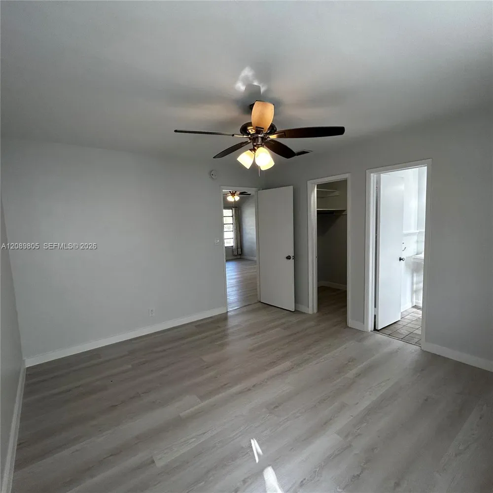 2416 SE 2nd St #1 Pompano Beach, FL 33062