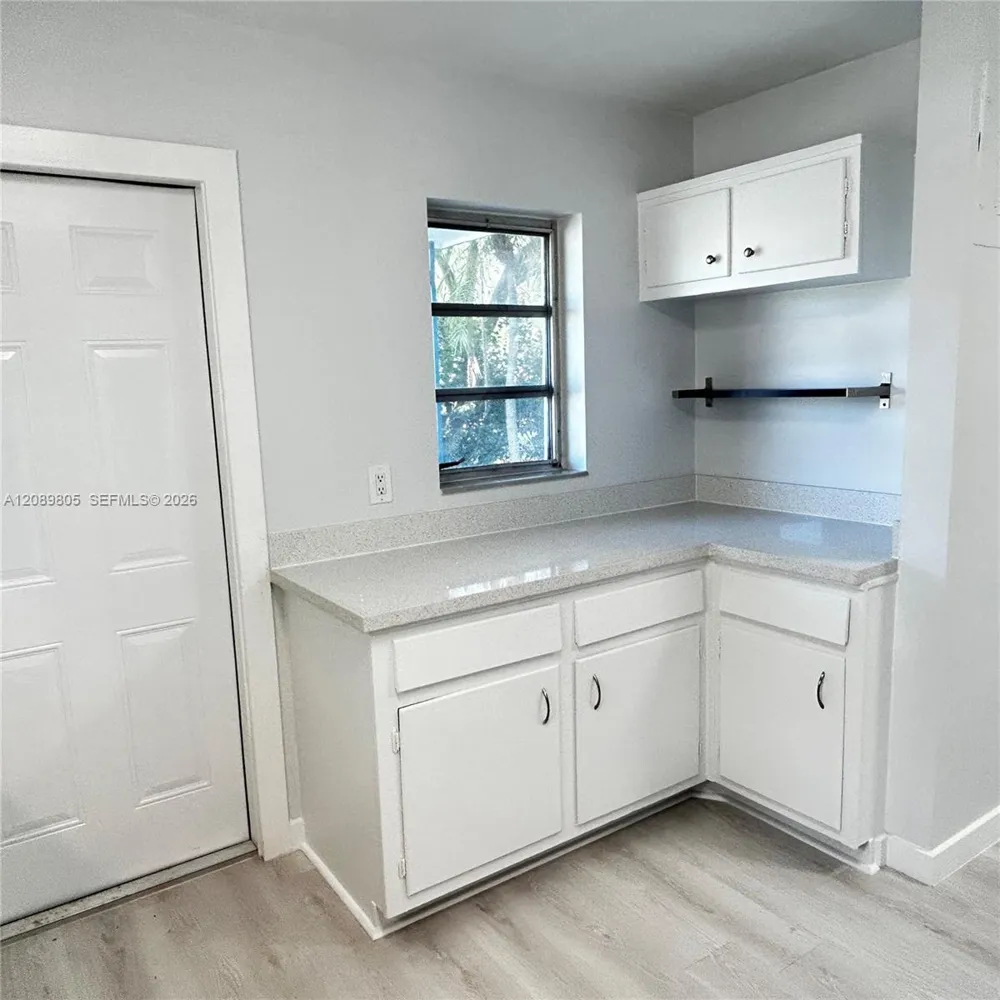 2416 SE 2nd St #1 Pompano Beach, FL 33062