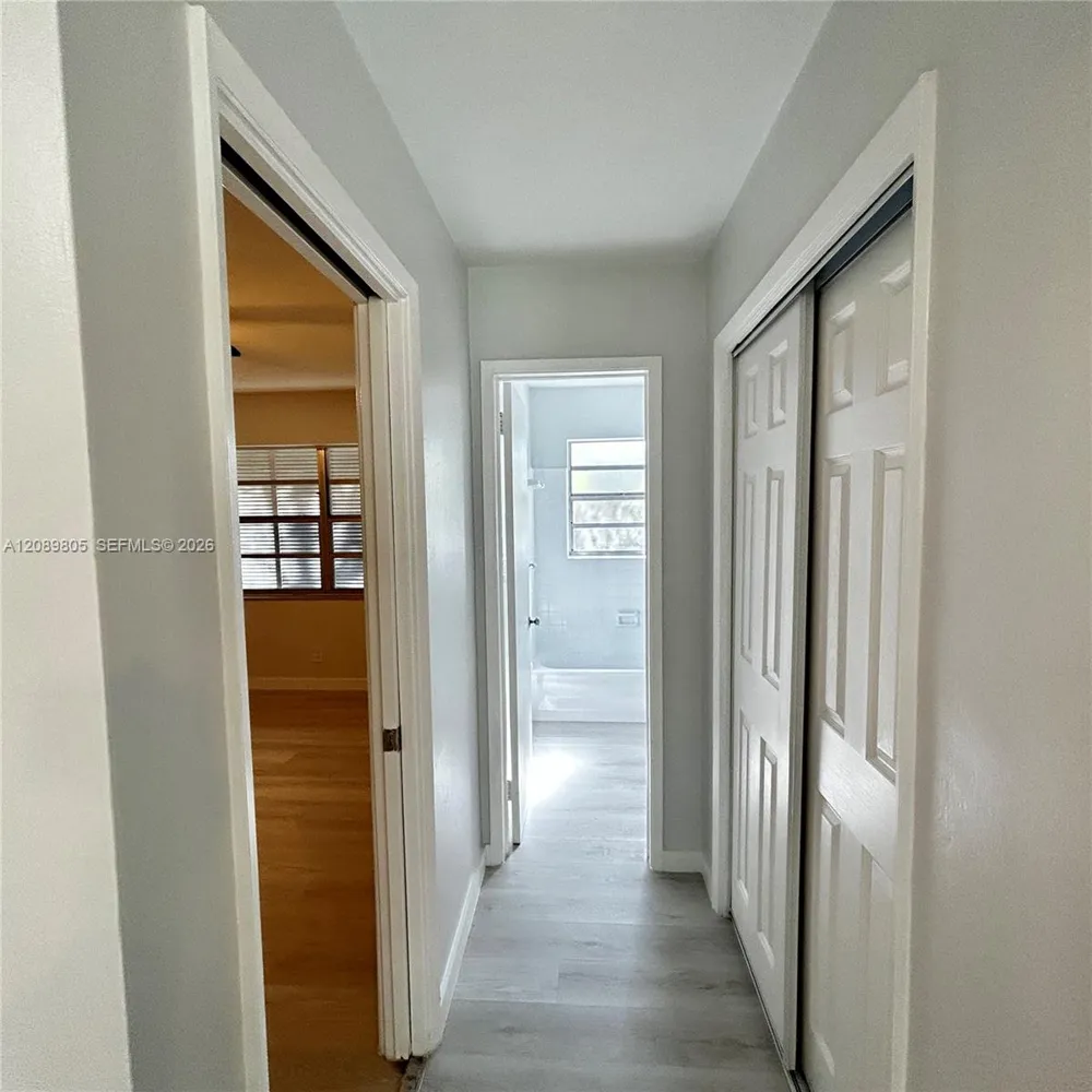 2416 SE 2nd St #1 Pompano Beach, FL 33062
