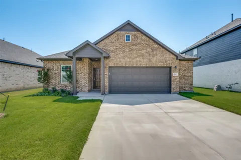 4013 Bluestem Boulevard