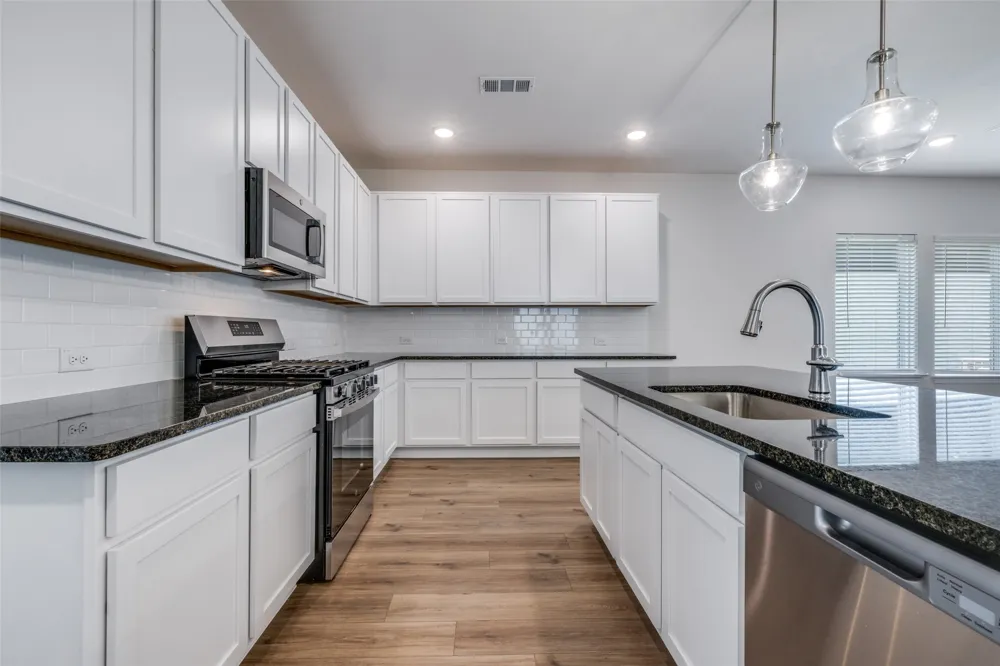 4013 Bluestem Boulevard Denton, TX 76226
