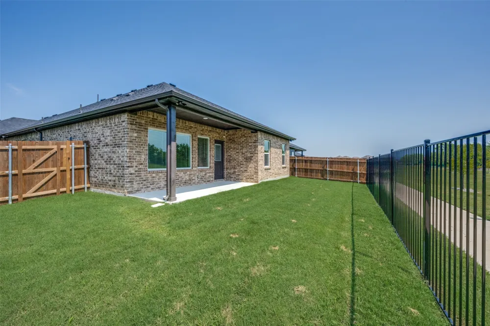 4013 Bluestem Boulevard Denton, TX 76226