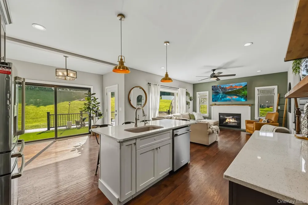 34 Boville Court Chester, NY 10918