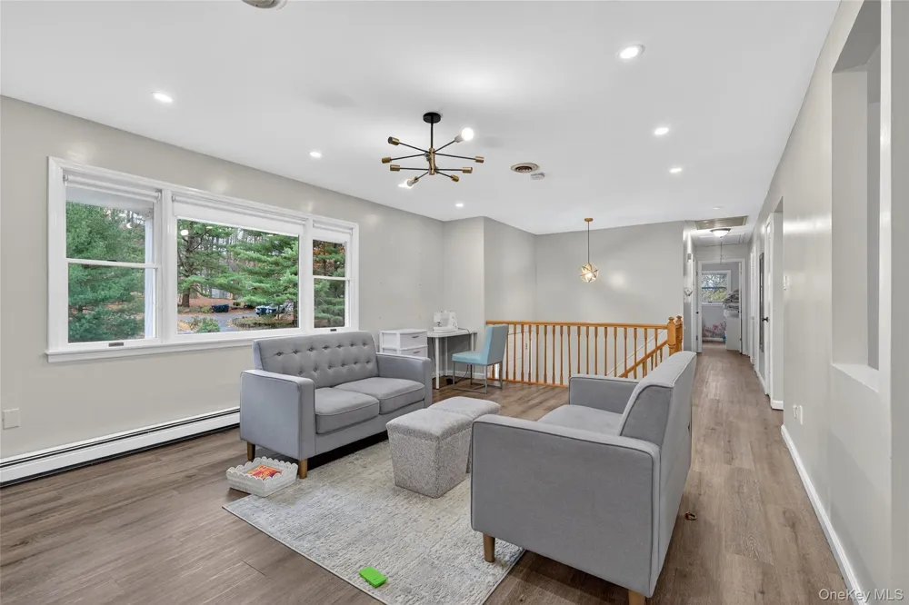 11 Pennsylvania Avenue Monroe, NY 10950