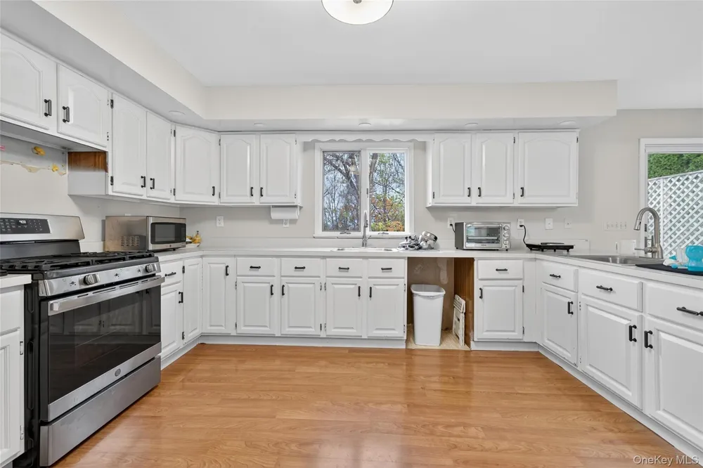 11 Pennsylvania Avenue Monroe, NY 10950