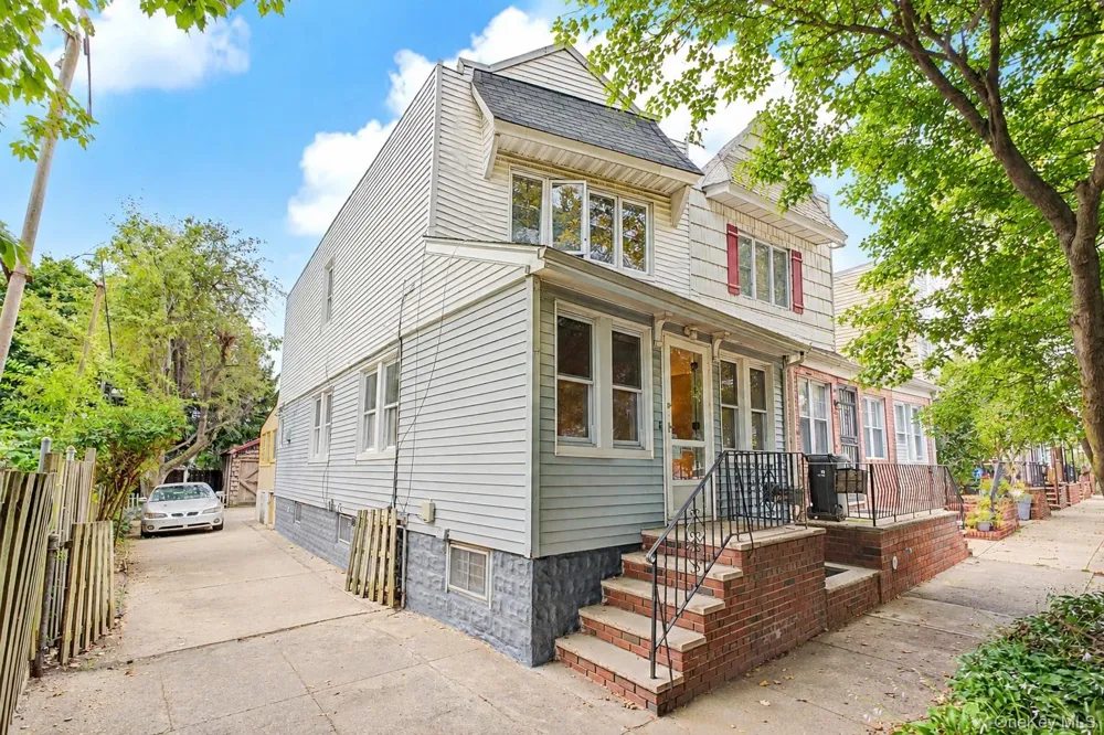 6128 62nd Street Middle Village, NY 11379