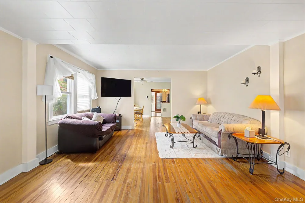 6128 62nd Street Middle Village, NY 11379