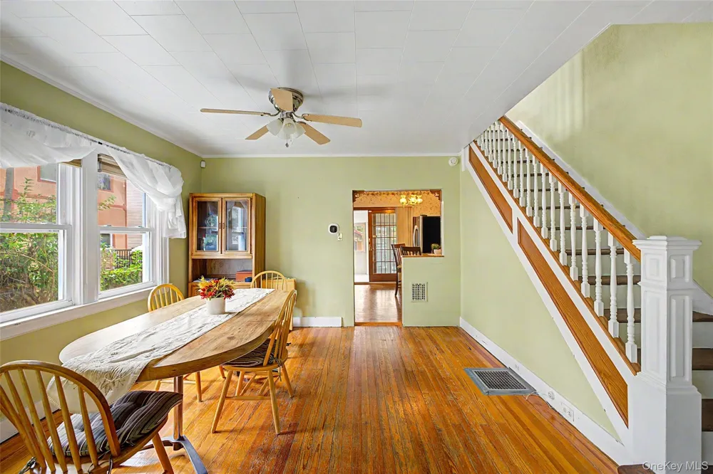 6128 62nd Street Middle Village, NY 11379