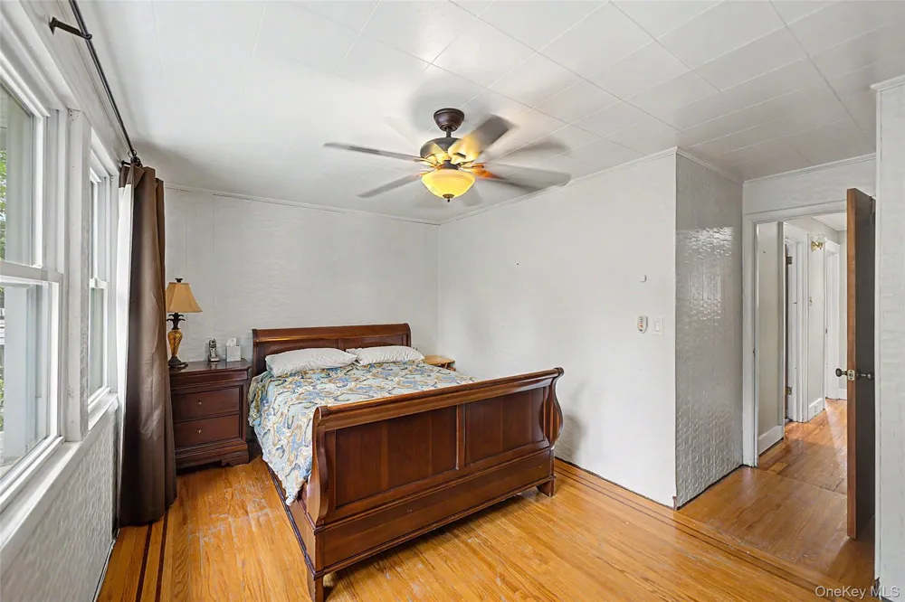 6128 62nd Street Middle Village, NY 11379