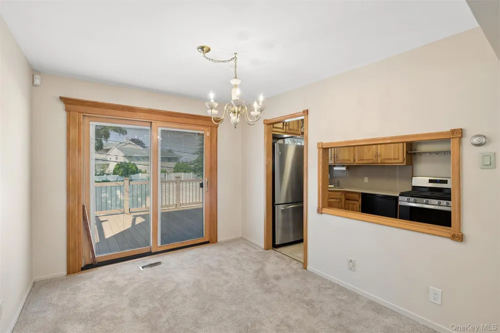52 Narcissus Avenue Jericho, NY 11753