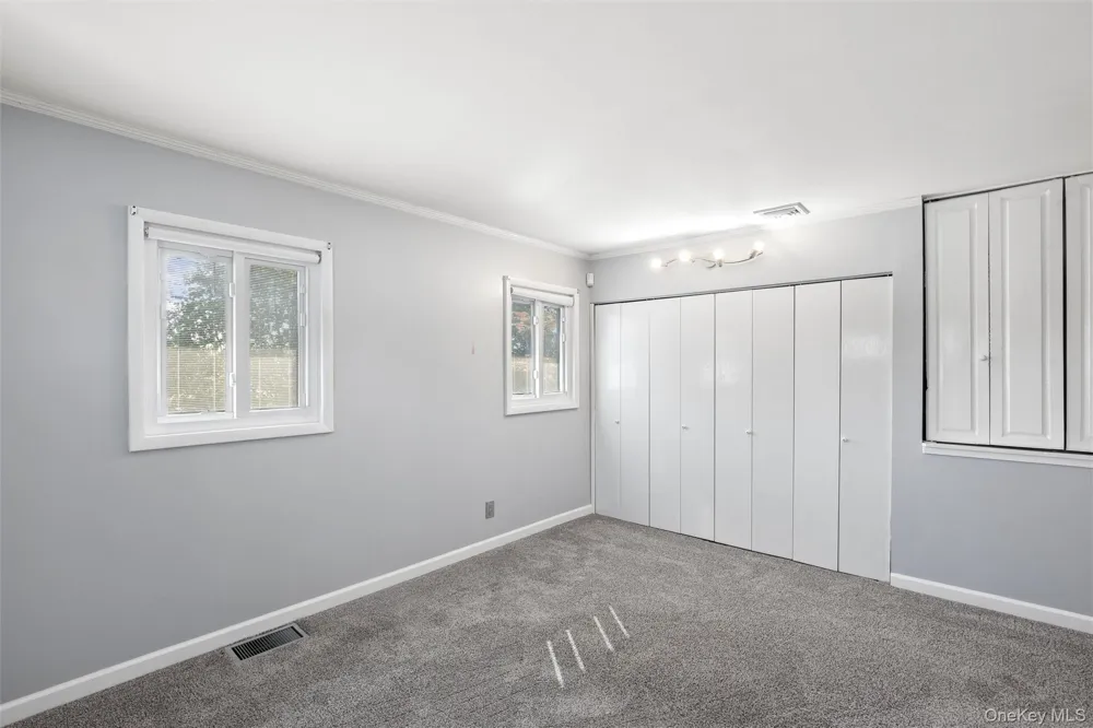 52 Narcissus Avenue Jericho, NY 11753