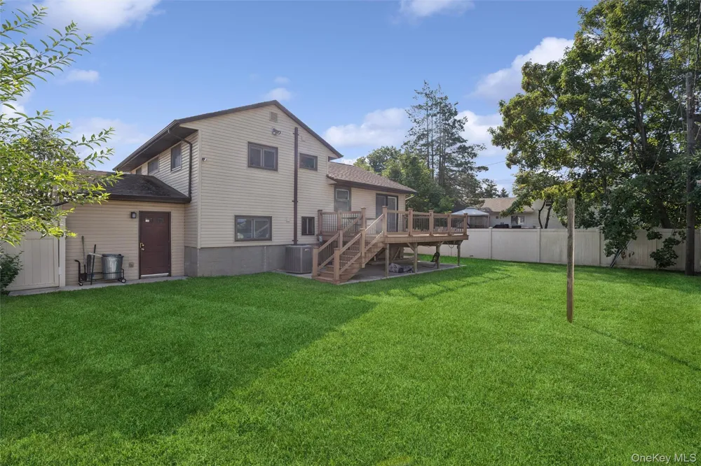 52 Narcissus Avenue Jericho, NY 11753