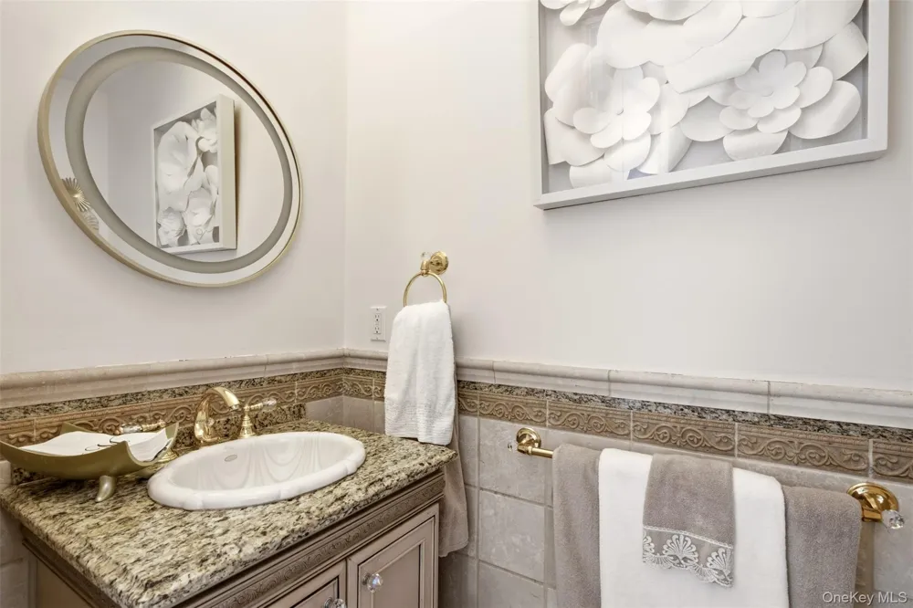 15 Peppermill Lane Dix Hills, NY 11746