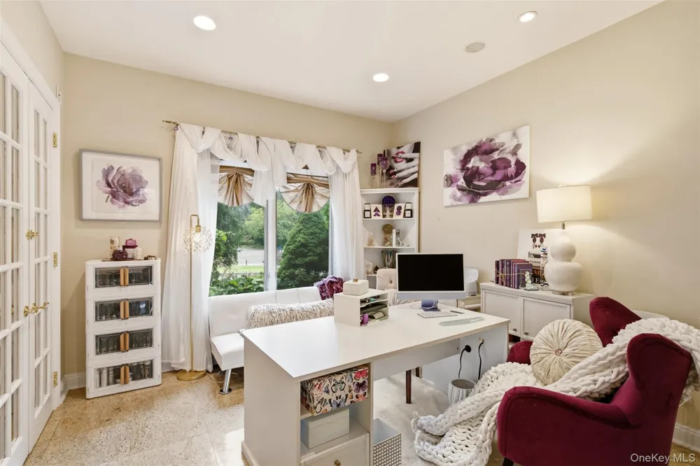 15 Peppermill Lane Dix Hills, NY 11746