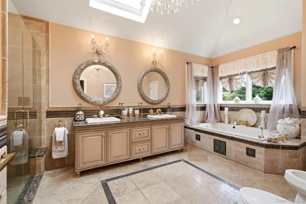 15 Peppermill Lane Dix Hills, NY 11746