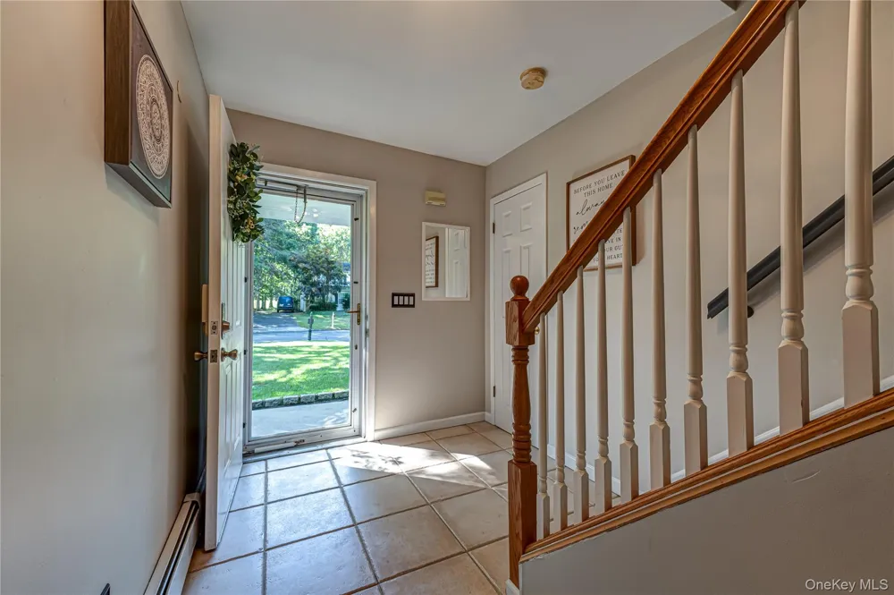 40 Golf Club Circle Manorville, NY 11949