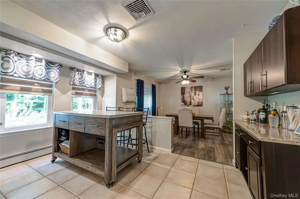 40 Golf Club Circle Manorville, NY 11949