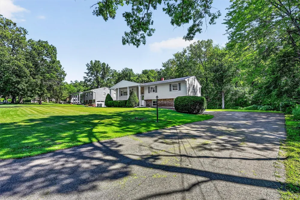 24 Meadow Street Newburgh, NY 12550