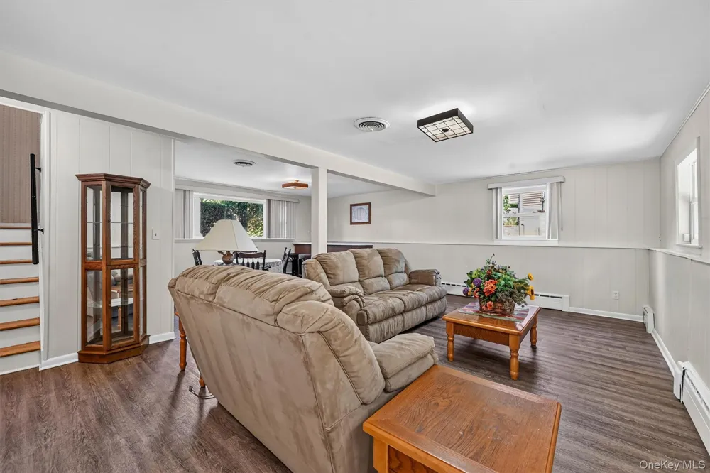 24 Meadow Street Newburgh, NY 12550