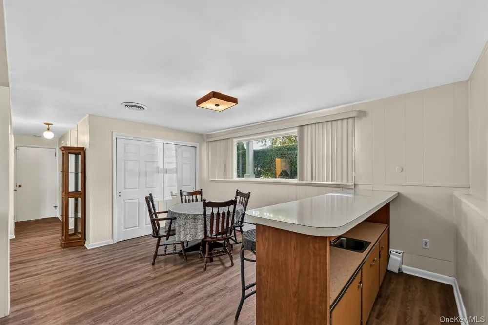 24 Meadow Street Newburgh, NY 12550