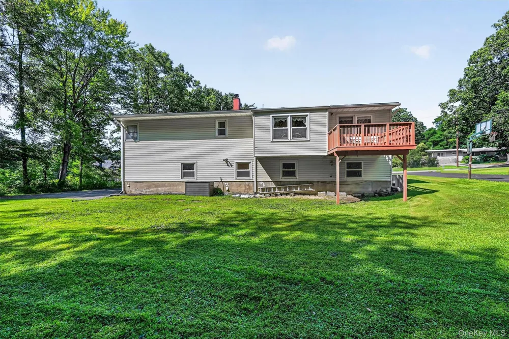 24 Meadow Street Newburgh, NY 12550