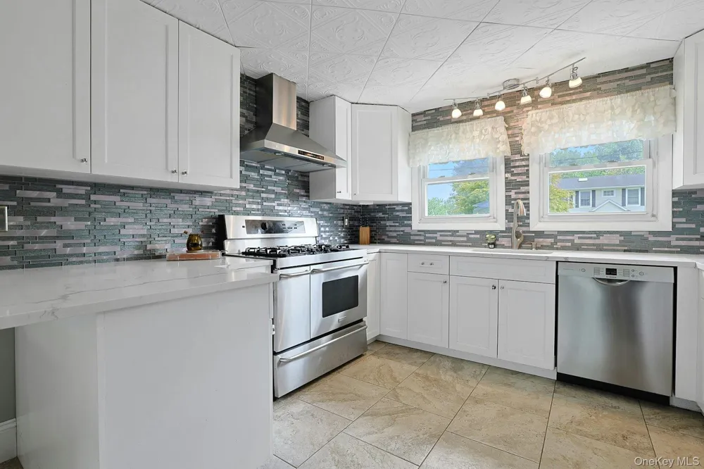 60 East Road Blauvelt, NY 10913