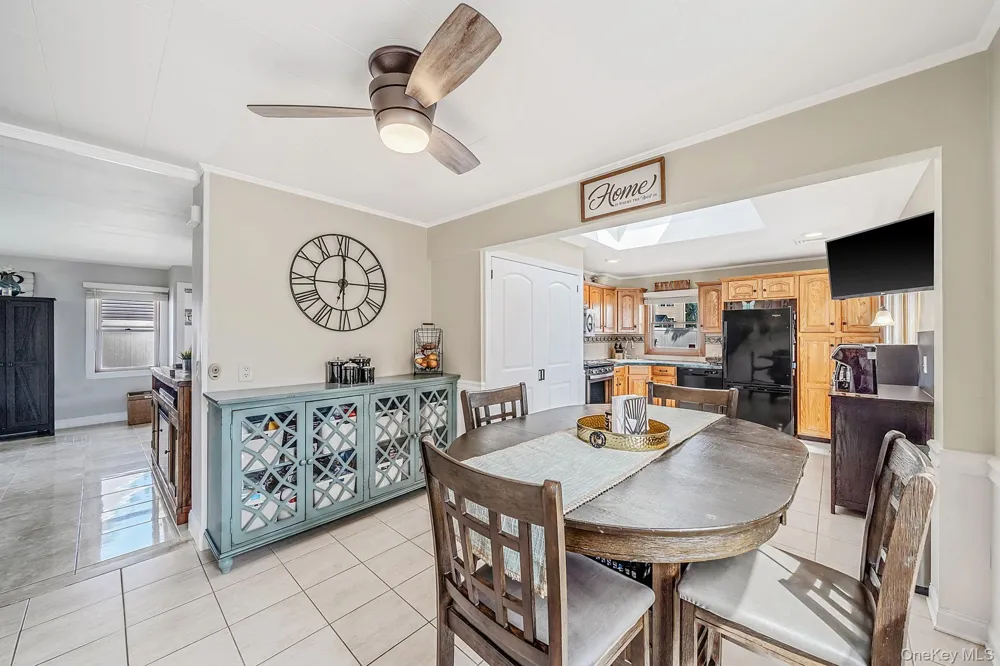 525 Secatogue Avenue Farmingdale, NY 11735