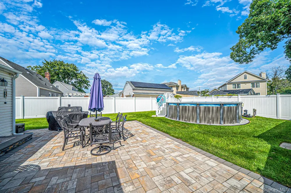 525 Secatogue Avenue Farmingdale, NY 11735