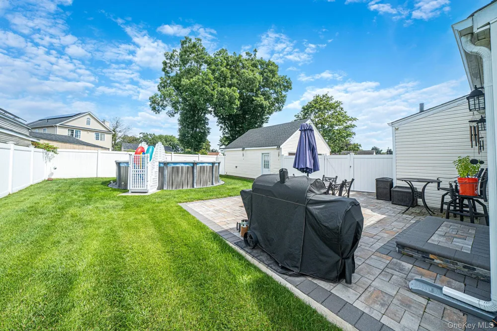 525 Secatogue Avenue Farmingdale, NY 11735