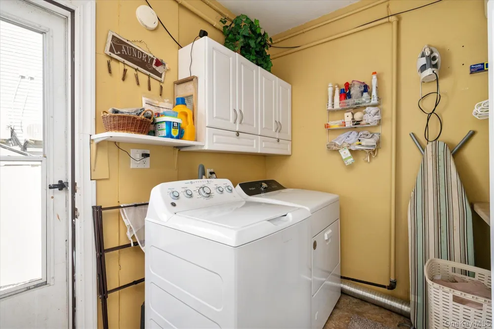 15 E Lincoln Avenue Massapequa, NY 11758